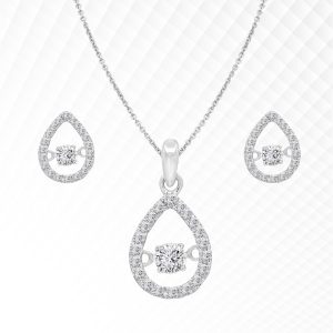 DANCING DIAMONDS EAR RING